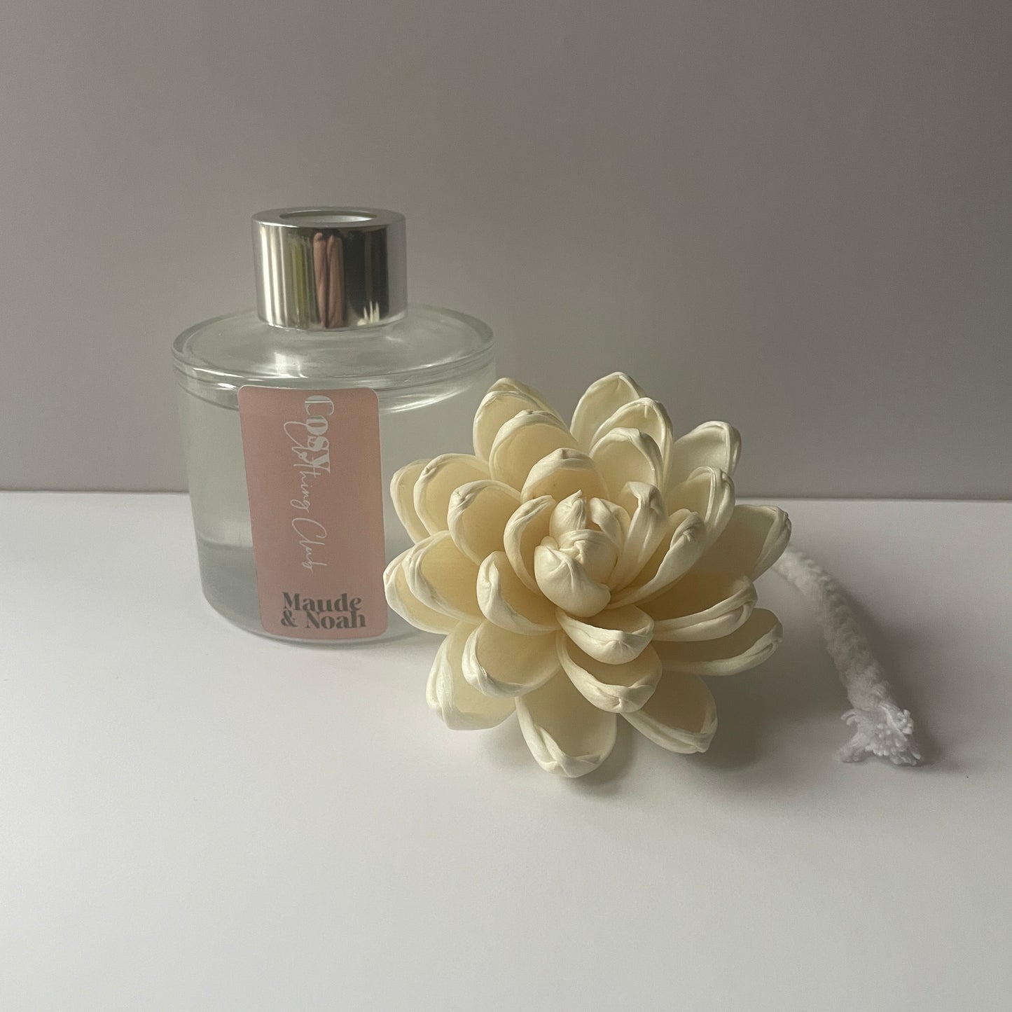 Maude & Noah Cosy Clothing Club Flower Diffuser