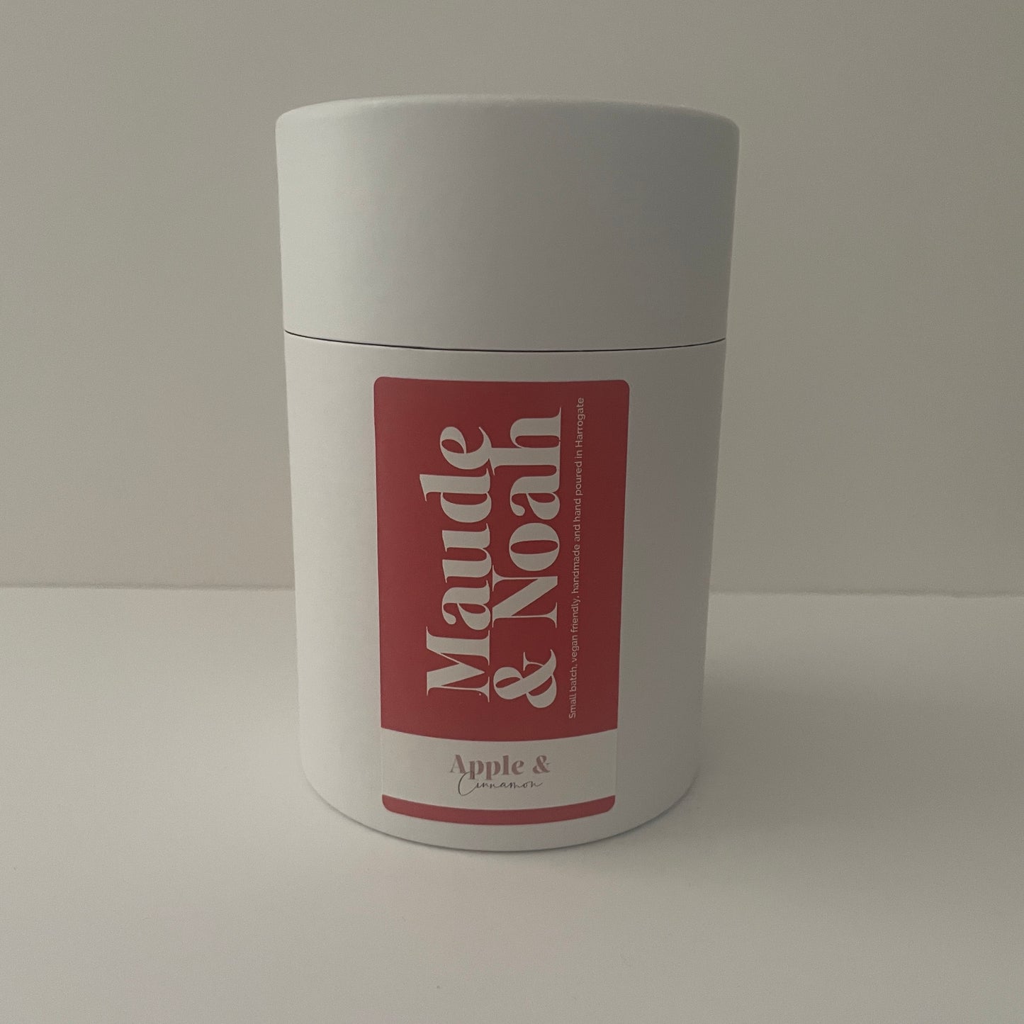 Maude & Noah Apple & Cinnamon Candle