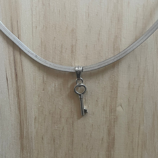 the KEY TO MY HEART charm