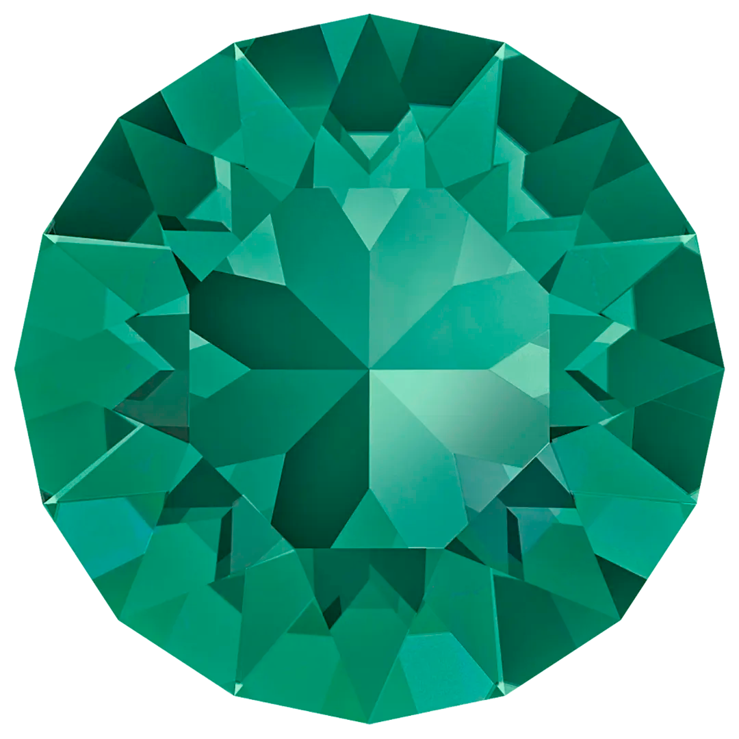 the SIMPLISTIC charm (Emerald)